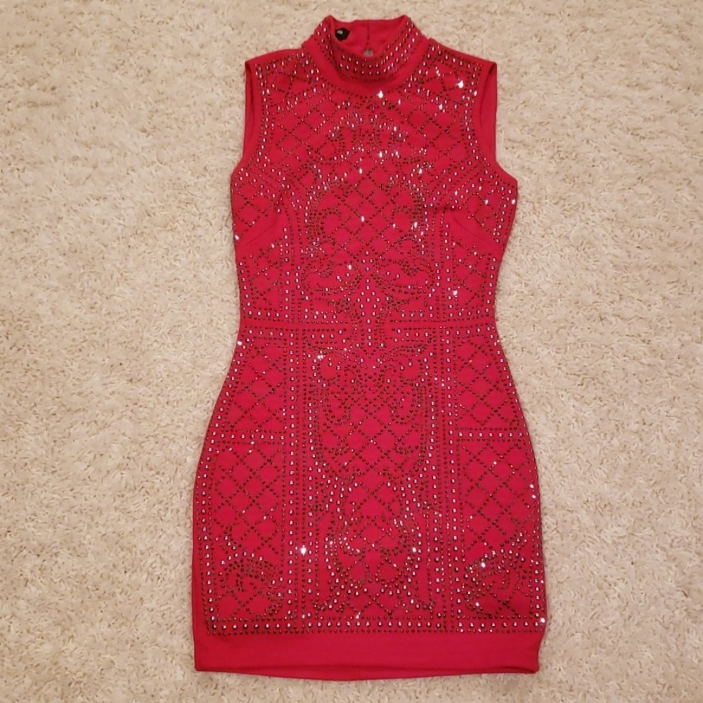 Bebe dress